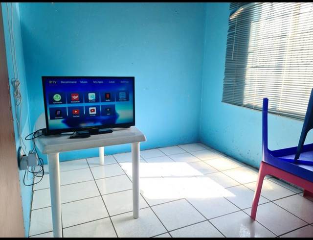 3 BEDROOM HOUSE FOR SALE IN PALM SPRINGS